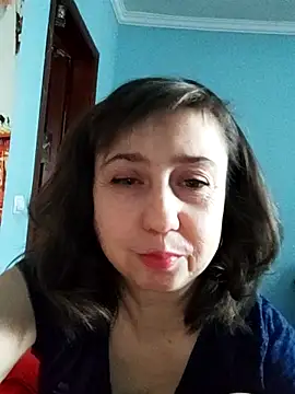 Snapshot of MaryKiki5619 chatting on February 2, 2026, 2:27 pm MaryKiki5619 online show from February 2, 2026, 2:27 pm