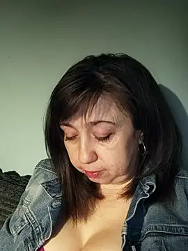 Snapshot of MaryKiki5619 chatting on February 27, 2026, 9:04 pm MaryKiki5619 online show from February 27, 2026, 9:04 pm