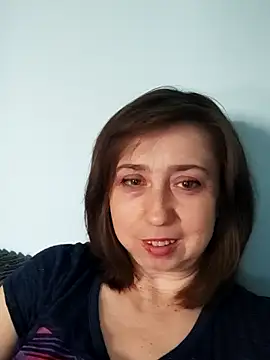 MaryKiki5619 online show from May 22, 2026, 1:28 pm
