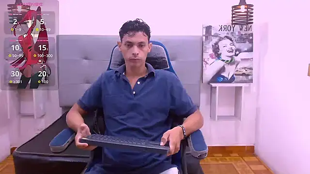 wiltom  online show from November 3, 2025, 12:39 pm