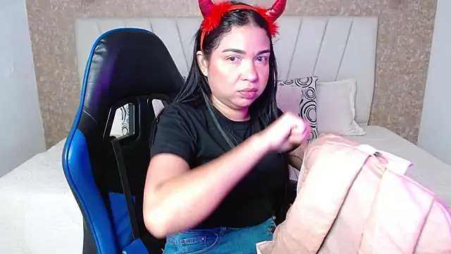 AliceSmity  online show from January 15, 2026, 11:15 am