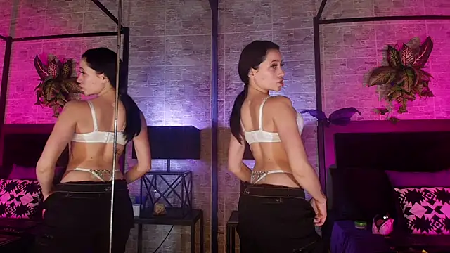 Natasha Dior online show from November 29, 2025, 12:30 pm