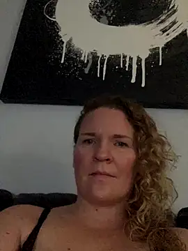 Dinslavnu online show from October 26, 2025, 2:12 pm