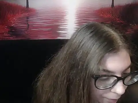 sweetbabygirlforyou online show from November 5, 2025, 1:27 am