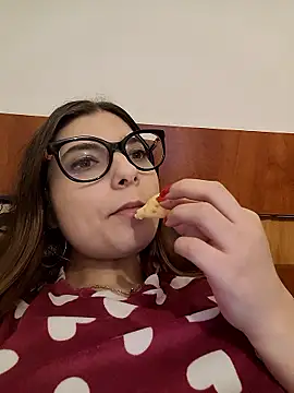 sweetbabygirlforyou online show from January 9, 2026, 2:53 pm