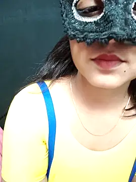 Snapshot of Mampykolkata chatting on May 13, 2026, 7:00 pm Mampykolkata online show from May 13, 2026, 7:00 pm