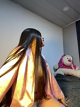 nicky and isabella online show from December 14, 2025, 1:55 am