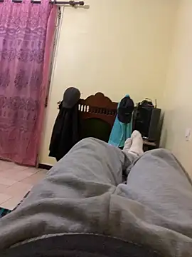 Snapshot of Unique-Man chatting on December 2, 2025, 9:21 pm Unique-Man online show from December 2, 2025, 9:21 pm