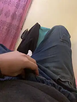 Snapshot of Unique-Man chatting on January 8, 2026, 6:21 pm Unique-Man online show from January 8, 2026, 6:21 pm