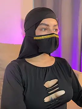 Snapshot of shaima__ chatting on April 22, 2026, 7:48 pm shaima online show from April 22, 2026, 7:48 pm