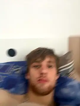 Snapshot of PetrTucnak chatting on October 26, 2025, 8:20 am PetrTucnak online show from October 26, 2025, 8:20 am