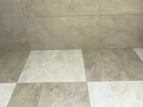 BrunoTwinkXXL online show from December 3, 2025, 11:58 pm