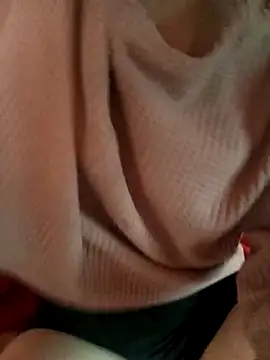 Snapshot of Phoena-a chatting on March 28, 2026, 2:55 am Phoena-a online show from March 28, 2026, 2:55 am