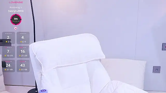 Snapshot of xiaoxi---n chatting on June 19, 2026, 5:56 am xiaoxi---n online show from June 19, 2026, 5:56 am