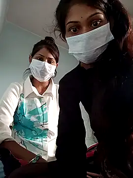 Snapshot of mona-33 chatting on October 27, 2025, 5:44 am mona-33 online show from October 27, 2025, 5:44 am