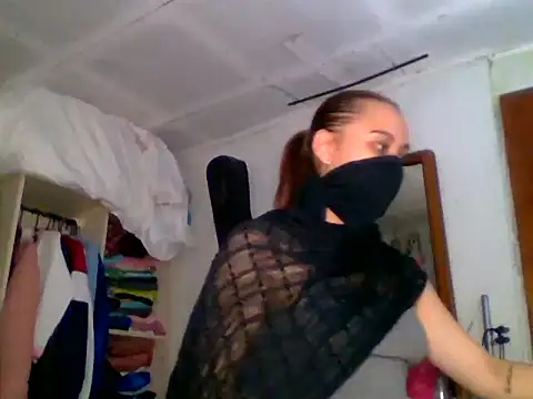 Snapshot of AmirahZahra_ chatting on November 2, 2025, 8:00 pm AmirahZahra  online show from November 2, 2025, 8:00 pm