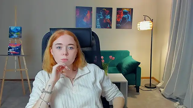 Snapshot of AddieOsler chatting on October 26, 2025, 7:47 am AddieOsler online show from October 26, 2025, 7:47 am