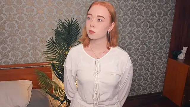 Snapshot of AddieOsler chatting on November 1, 2025, 8:55 pm AddieOsler online show from November 1, 2025, 8:55 pm