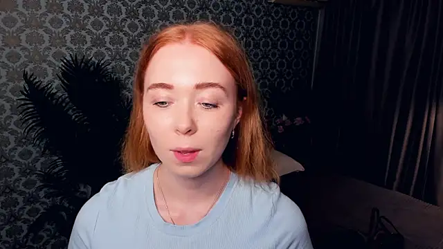 Snapshot of AddieOsler chatting on November 4, 2025, 8:41 pm AddieOsler online show from November 4, 2025, 8:41 pm