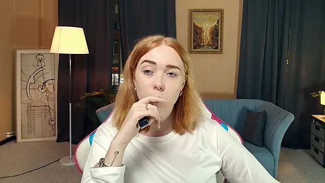 Snapshot of AddieOsler chatting on November 20, 2025, 7:46 pm AddieOsler online show from November 20, 2025, 7:46 pm