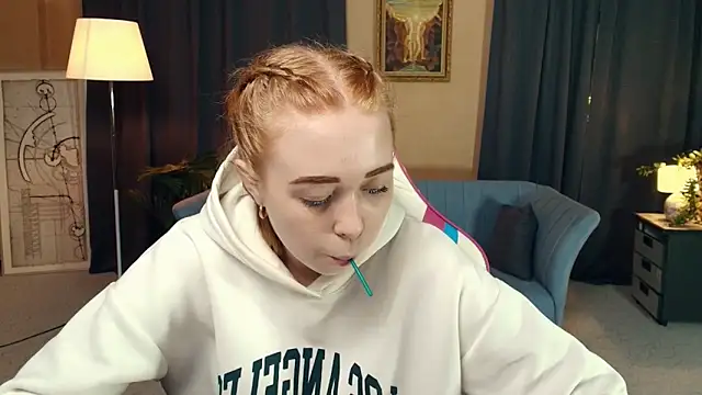 Snapshot of AddieOsler chatting on November 23, 2025, 9:25 pm AddieOsler online show from November 23, 2025, 9:25 pm