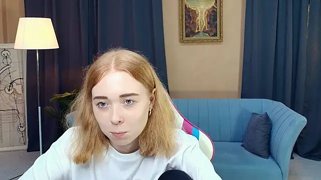 Snapshot of AddieOsler chatting on November 27, 2025, 8:44 pm AddieOsler online show from November 27, 2025, 8:44 pm