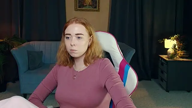 Snapshot of AddieOsler chatting on November 30, 2025, 8:24 pm AddieOsler online show from November 30, 2025, 8:24 pm