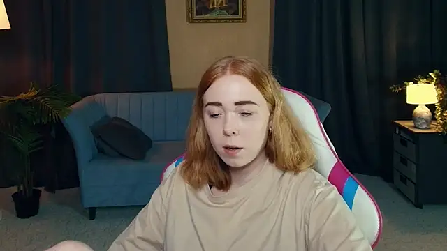 Snapshot of AddieOsler chatting on December 13, 2025, 8:04 pm AddieOsler online show from December 13, 2025, 8:04 pm