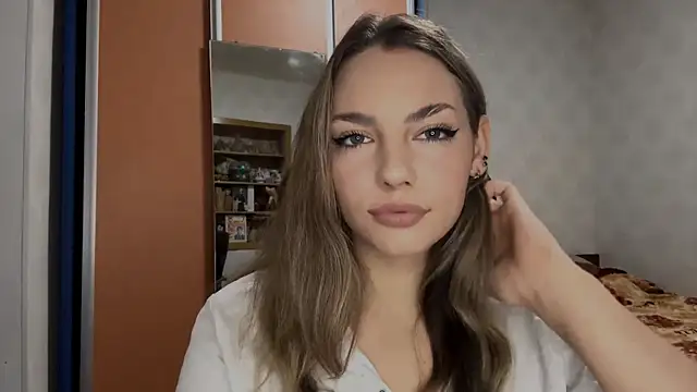 Snapshot of IlanaLafferty chatting on November 30, 2025, 5:17 pm IlanaLafferty online show from November 30, 2025, 5:17 pm