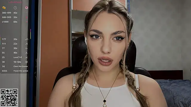 Snapshot of IlanaLafferty chatting on December 20, 2025, 7:10 pm IlanaLafferty online show from December 20, 2025, 7:10 pm