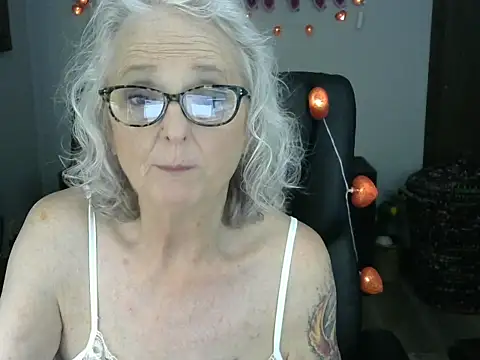 JoleneDelacroix online show from February 15, 2026, 6:15 pm