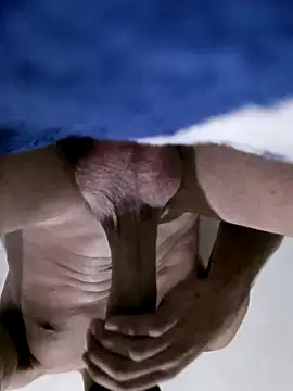 moreno 1999F online show from February 12, 2026, 5:02 am