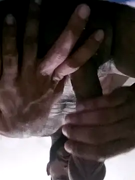 moreno 1999F online show from April 3, 2026, 6:44 am