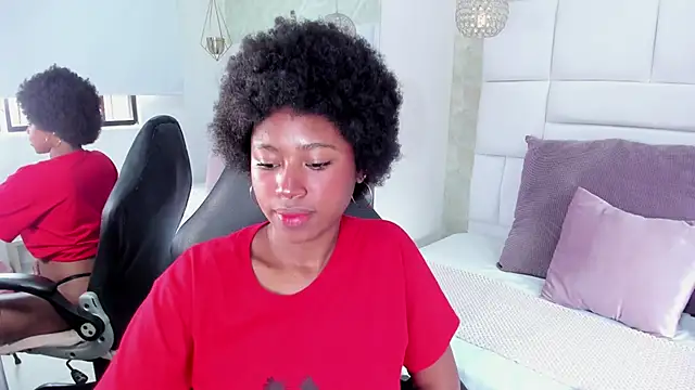 Snapshot of violeta_ruizz chatting on November 24, 2025, 4:29 pm violeta ruizz online show from November 24, 2025, 4:29 pm