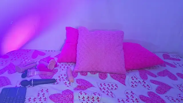 GiannaRoberts online show from February 20, 2026, 12:27 pm