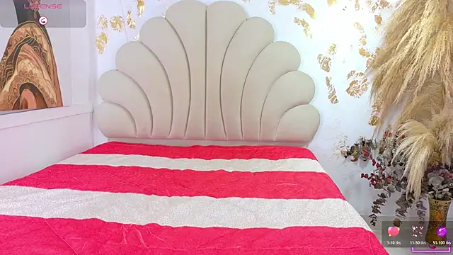 HellemMonet online show from November 22, 2025, 8:52 pm