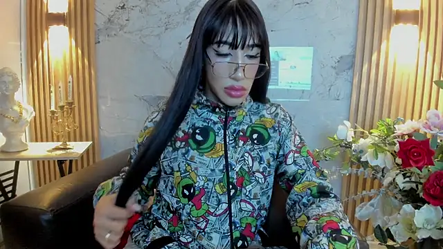 Nayla Monroee online show from October 29, 2025, 1:57 pm