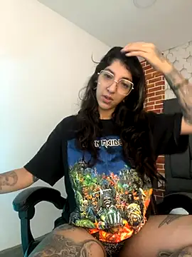 ghostwomaan online show from November 29, 2025, 12:30 pm