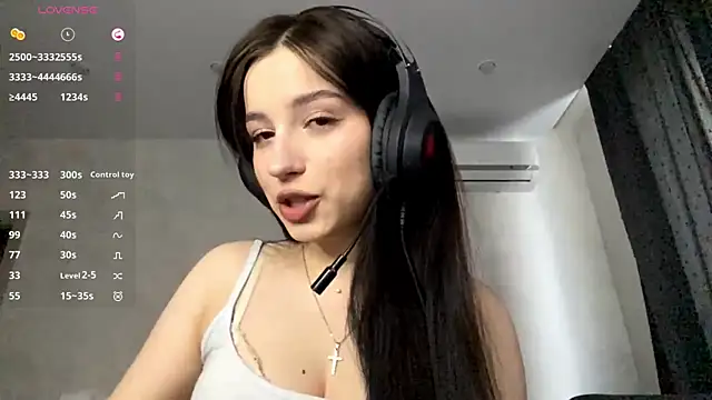 AngilaDoyal online show from November 30, 2025, 6:50 am