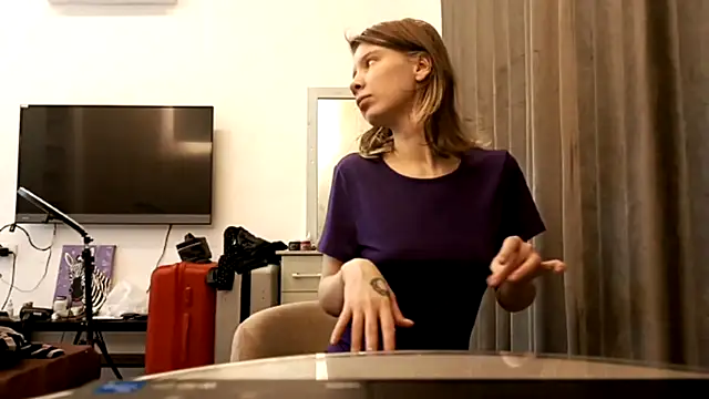 MargaretFairy online show from November 30, 2025, 6:56 pm