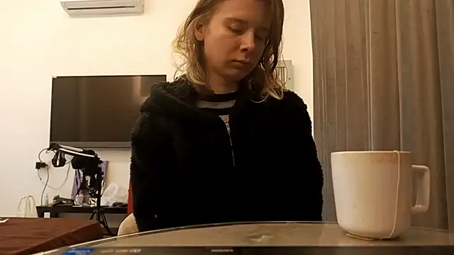 MargaretFairy online show from December 20, 2025, 4:14 pm