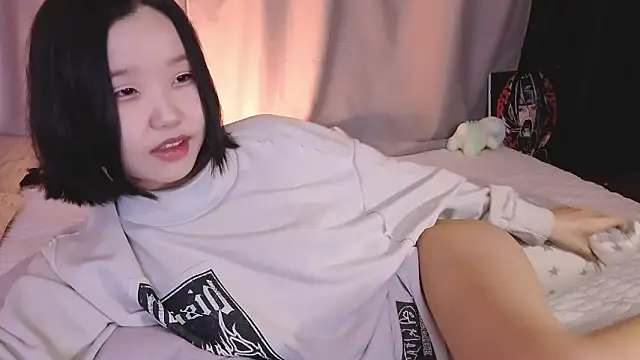 dreamSuaa online show from February 6, 2026, 8:51 am