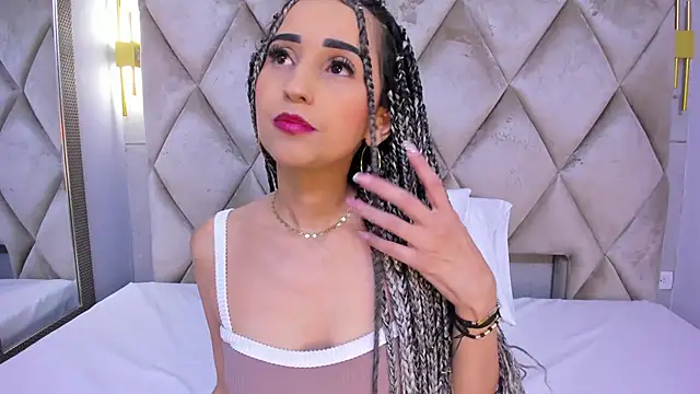 violett rabbit  online show from January 6, 2026, 8:12 pm