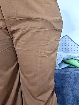 Mia fox29 online show from November 17, 2025, 11:49 am