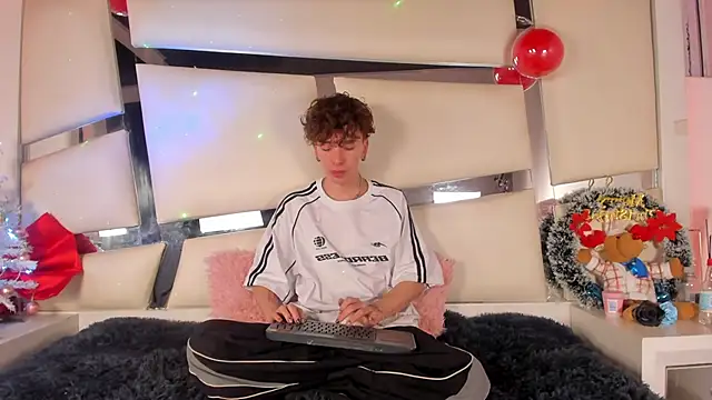 Genesis ask online show from December 18, 2025, 4:07 am