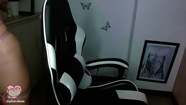 Snapshot of Akane_bellow chatting on November 23, 2025, 9:36 pm Akane bellow online show from November 23, 2025, 9:36 pm