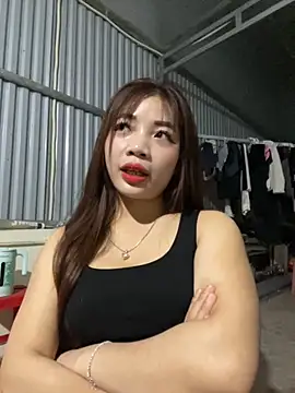 Zlienr023 online show from December 1, 2025, 11:48 am