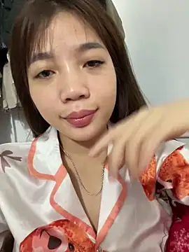 Zlienr023 online show from December 15, 2025, 7:56 am