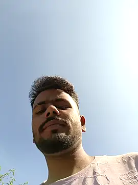 devil boy 0909 online show from November 6, 2025, 4:35 am