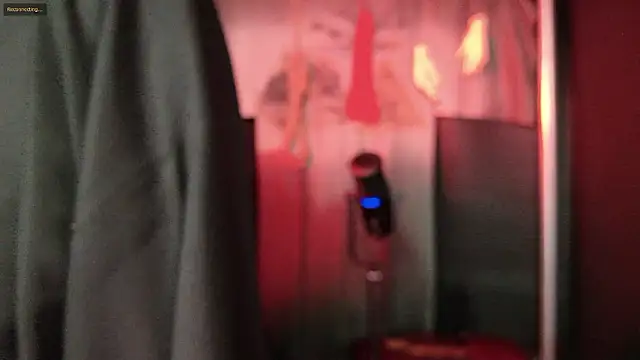 Snapshot of Onitaro_jp chatting on November 3, 2025, 6:36 am Onitaro jp online show from November 3, 2025, 6:36 am